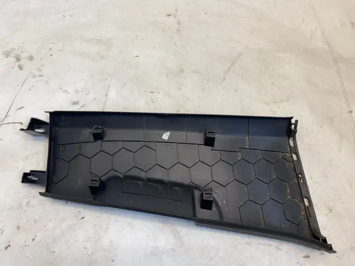 Volkswagen Golf VII (2013 - 2019) 5G4867291D Нижняя обшивка стойки B — фото 2