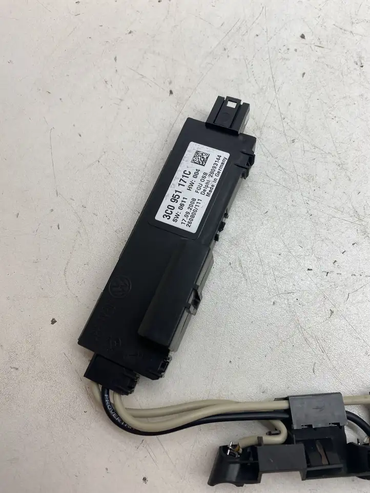 Volkswagen PASSAT CC (2008 - 2012) 3C0951171C Ультразвуковой датчик — фото 3