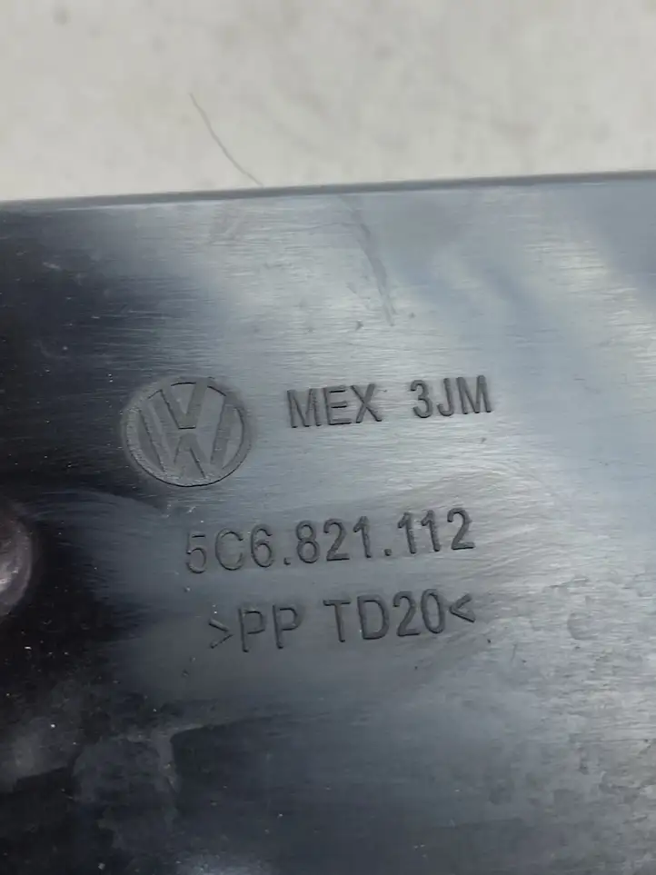Volkswagen Jetta VI (2011 - 2018) 5C6821112 Накладка крыла — фото 3