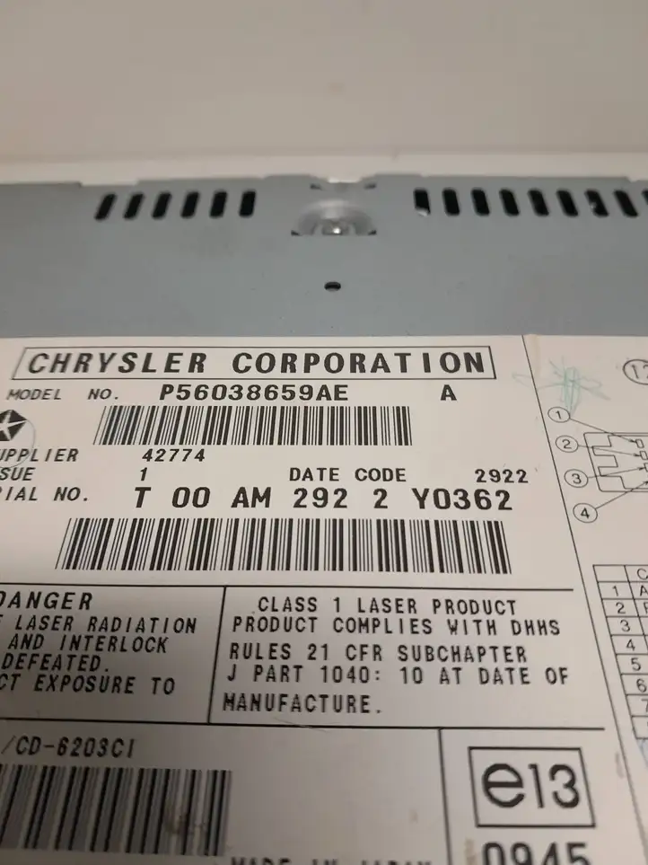 Chrysler 300M (1998 - 2004) P56038659AE CD/DVD чейнджер — фото 2