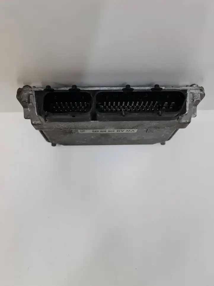 Volkswagen Polo (2005 - 2009) 5WP4080604 Блок управления двигателем (ЭБУ) — фото 4