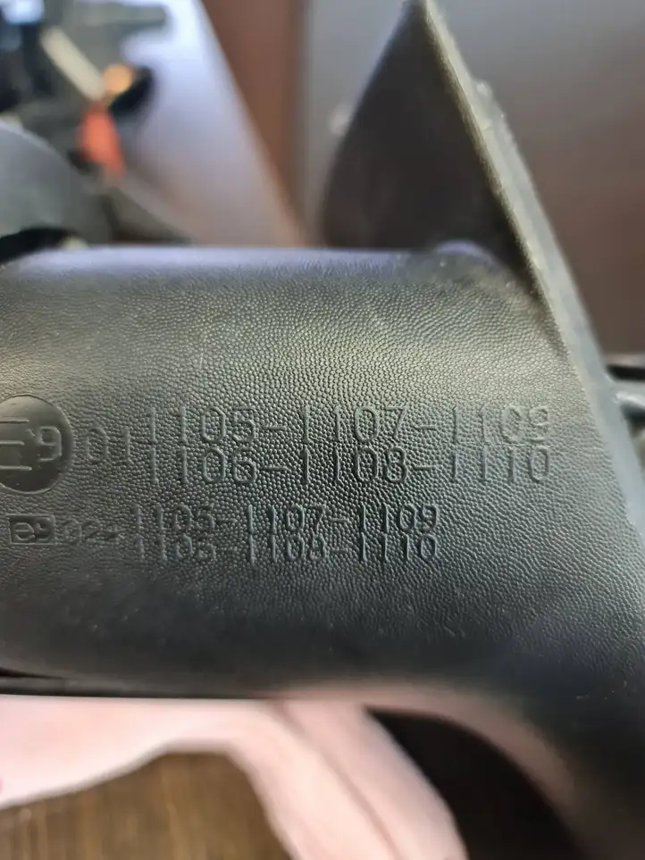 Renault Megane II (2002 - 2005) 110511071109 Боковое зеркало с электроприводом — фото 2
