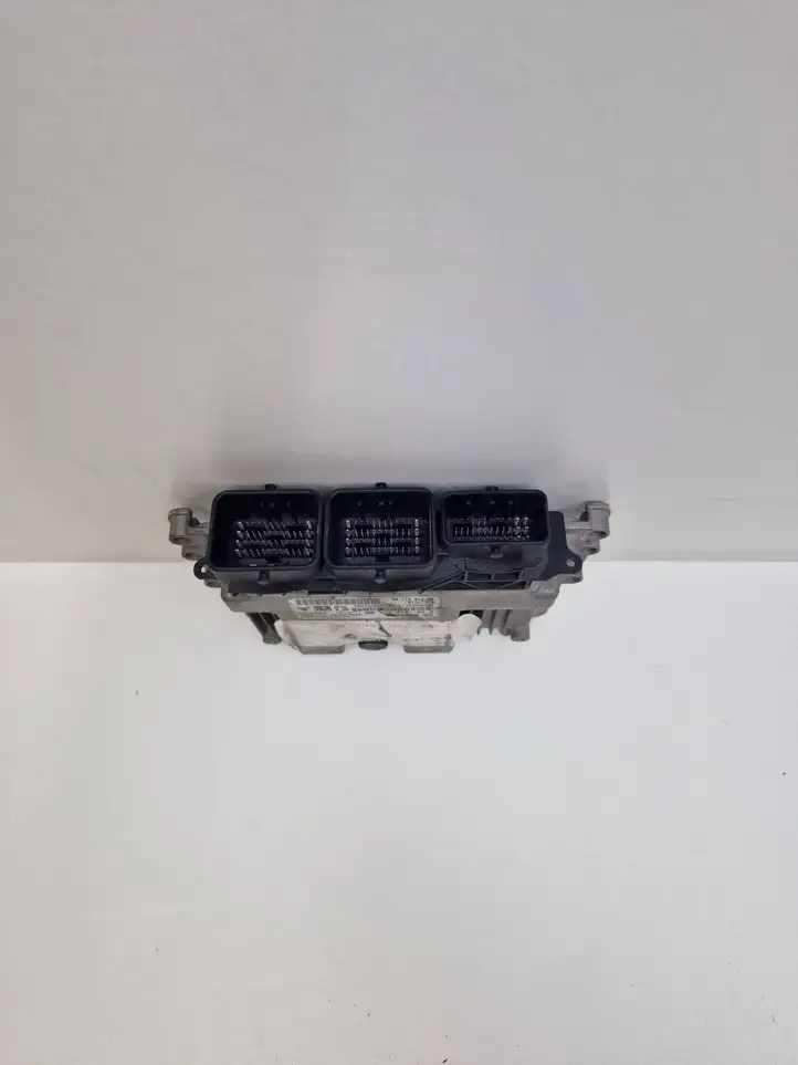 Citroen C4 (2011 - 2016) 9666729580 Блок управления двигателем (ЭБУ) — фото 4