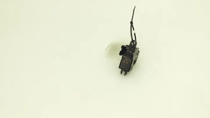 Nissan Qashqai (2010 - 2013) 25411BR00A Блок кнопок стеклоподъемников — фото 3