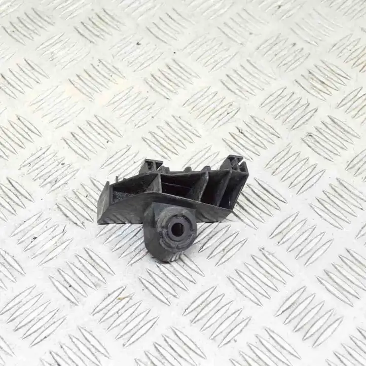 Toyota Auris E180 (2012 - 2018) 5256302190 Кронштейн угловой части бампера — фото 1