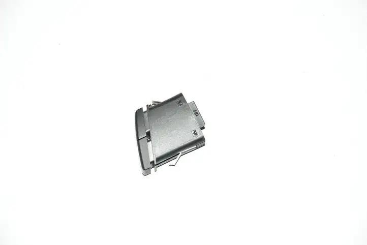 BMW 5 E60 E61 (2004 - 2010) 6919506 Включатель аварийных фонарей — фото 3