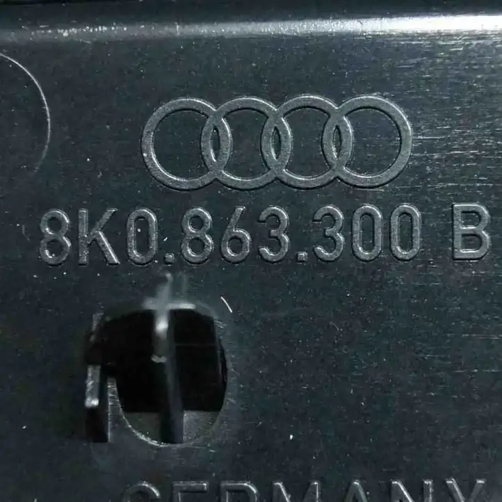 Audi A4 S4 B8 8K (2007 - 2011) 8K0863300B Вещевой ящик — фото 2
