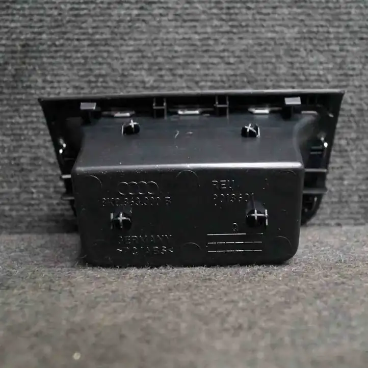 Audi A4 S4 B8 8K (2007 - 2011) 8K0863300B Вещевой ящик — фото 4