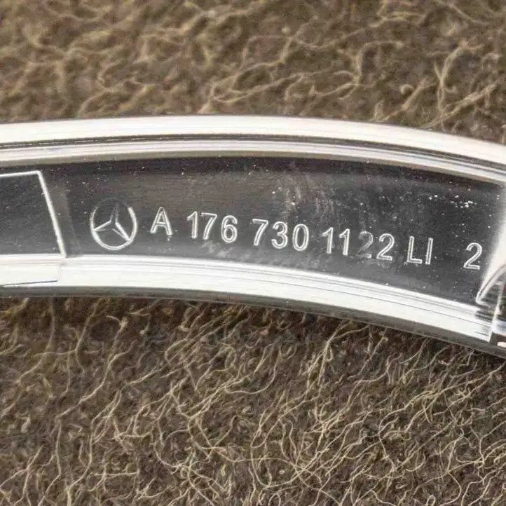 Mercedes-Benz GLA W156 (2017 - 2020) A1767301122 Прочие внешние детали — фото 5