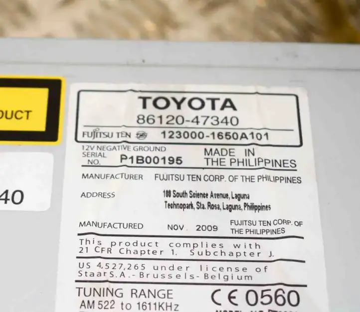 Toyota Prius (XW30) (2009 - 2015) 8612047340 Магнитола / мультимедийная система — фото 3