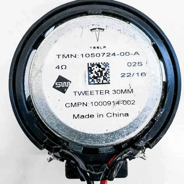 Tesla Model X (2015 - 2021) 1000914002 Динамики передних дверей — фото 6