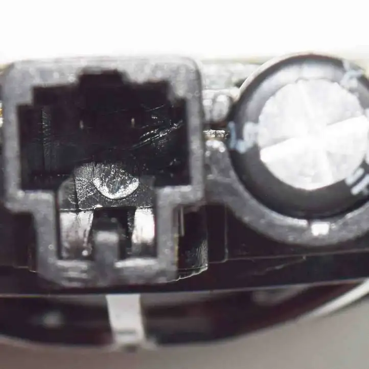 Tesla Model S (2012 - 2016) 100483300A Динамики передних дверей — фото 6