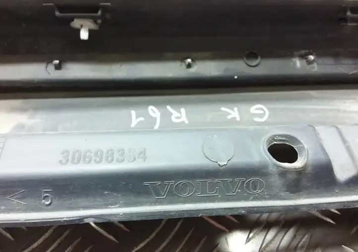 Volvo S60 (2000 - 2004) 30698364 Отделка заднего порога — фото 4