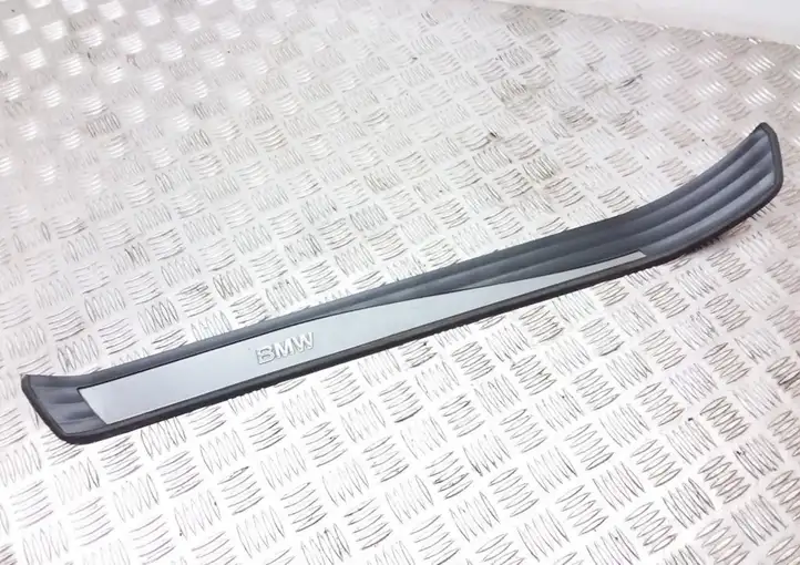 BMW 5 E60 E61 (2004 - 2010) 7034303 Наружная отделка переднего порога — фото 4