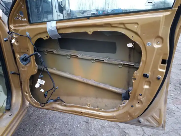 Kia Ceed (2006 - 2010) Дверь — фото 3