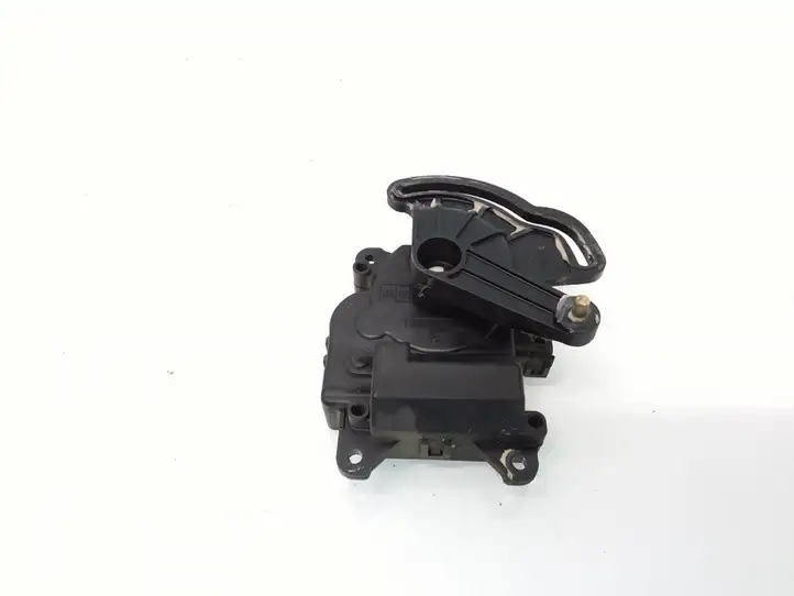 Toyota Avensis Verso (1995 - 2001) 0637008600 Двигатель задвижки потока воздуха — фото 1