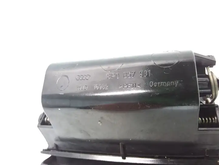 Audi A3/S3 8P (2004 - 2008) 8P0857961 Задняя пепельница — фото 4