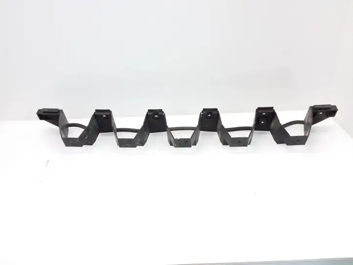 Volvo V50 (2004 - 2008) 30698691 Кронштейн заднего бампера — фото 1
