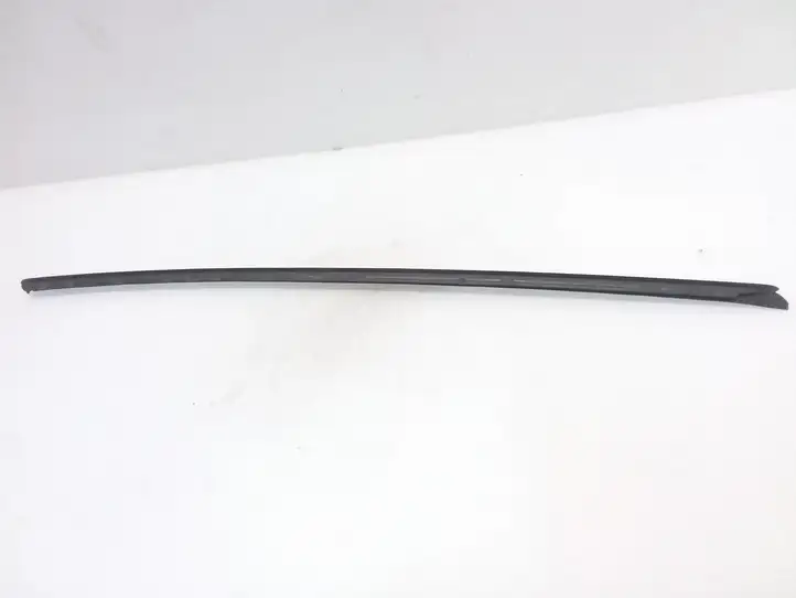 Volkswagen Tiguan (2007 - 2011) 5N0854328 Накладка стоек лобового стекла — фото 2