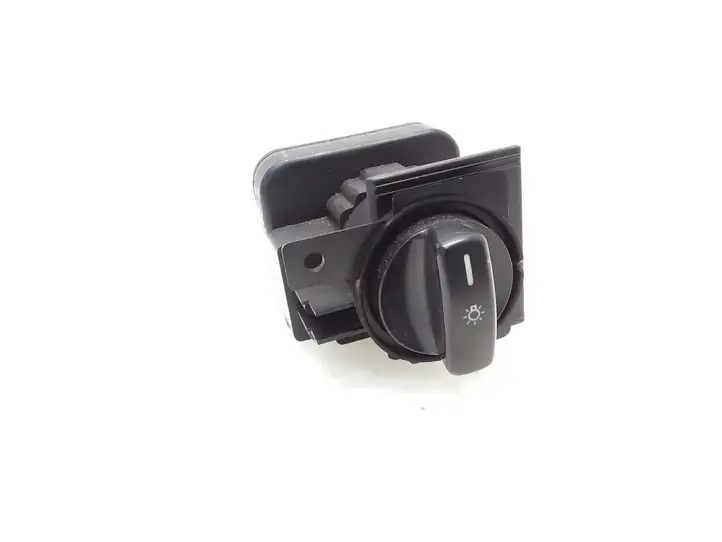 Mercedes-Benz B-class W245 (2005 - 2008) 1695451004 Включатель фонарей — фото 1