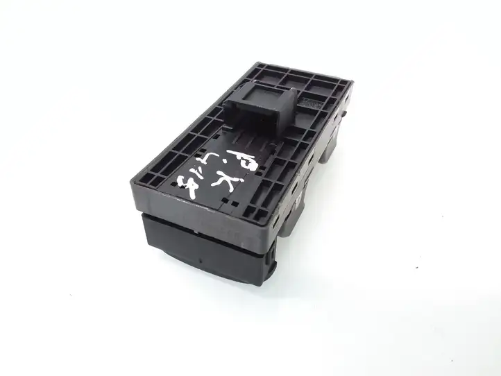 Audi A4 S4 B8 8K (2007 - 2011) 8K0959851D Блок кнопок стеклоподъемников — фото 2
