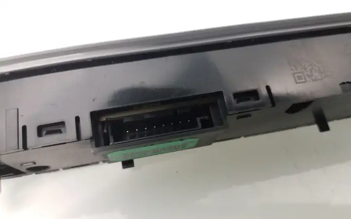 Tesla Model 3 (2017 - 2023) 109257400C Задняя подсветка — фото 5