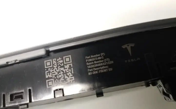Tesla Model 3 (2017 - 2023) 109257299C Передняя подсветка — фото 3