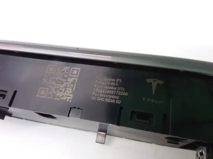 Tesla Model 3 (2017 - 2023) P109257400C Задняя подсветка — фото 3