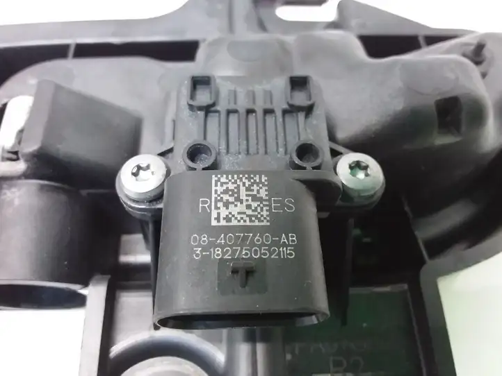 Tesla Model 3 (2017 - 2023) 108183200H Наружная ручка задней двери — фото 5