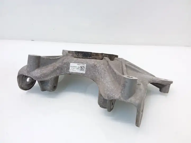 Tesla Model 3 (2017 - 2023) 104403200C Верхняя опора пружины — фото 3