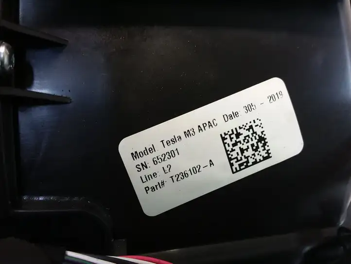 Tesla Model 3 (2017 - 2023) 109999901H Комплект системы вентиляции салона — фото 9