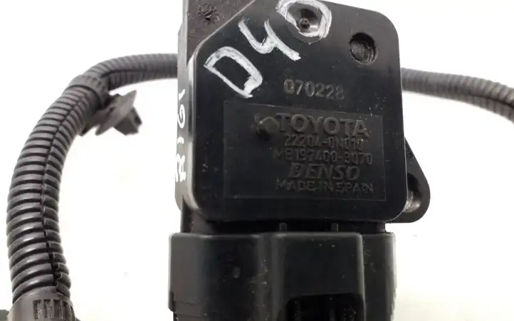 Toyota Corolla Verso AR10 (2004 - 2009) 222040N010 Датчик массового расхода воздуха — фото 3