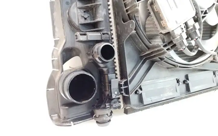 Volvo XC60 (2013 - 2017) 31338823 Комплект радиаторов охлаждения — фото 6