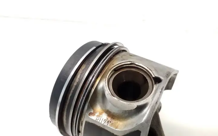 Audi A4 S4 B7 8E 8H (2004 - 2009) Поршень с шатуном — фото 5