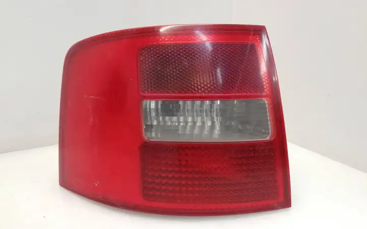 Audi A6 S6 C5 4B (1997 - 2001) 4B9945095F Задний фонарь в кузове — фото 1