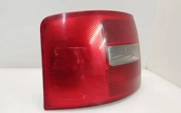 Audi A6 S6 C5 4B (1997 - 2001) 4B9945095F Задний фонарь в кузове — фото 2