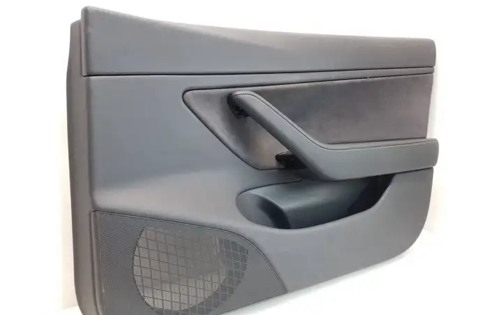 Tesla Model 3 (2017 - 2023) 107718445C Обшивка передней двери — фото 3