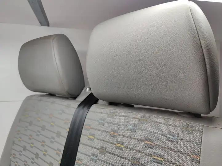 Volkswagen Transporter - Caravelle T5 (2009 - 2015) 7H0881303F Переднее двойное сиденье — фото 12
