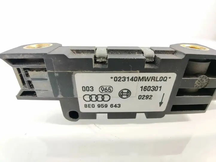 Audi A4 S4 B6 8E 8H (2000 - 2006) 8E0959643 Датчик удара SRS — фото 6