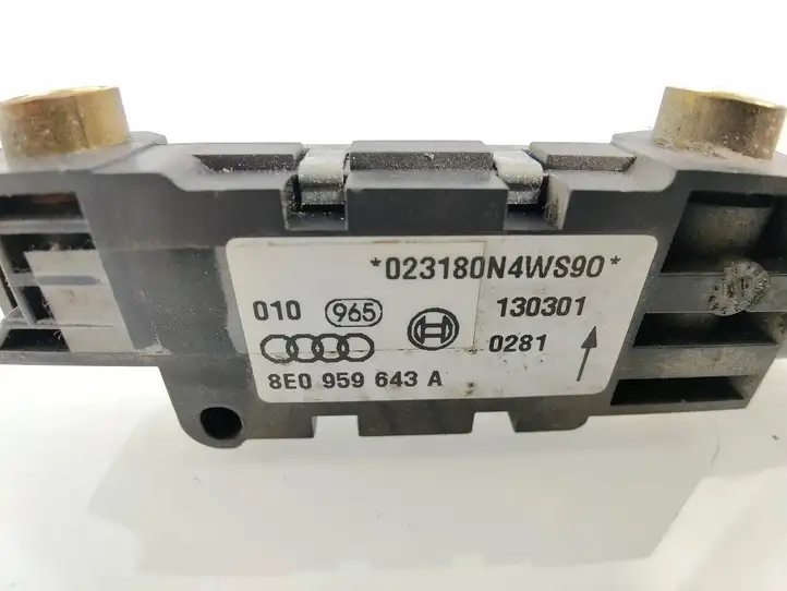 Audi A4 S4 B6 8E 8H (2000 - 2006) 8E0959643A Датчик удара SRS — фото 5