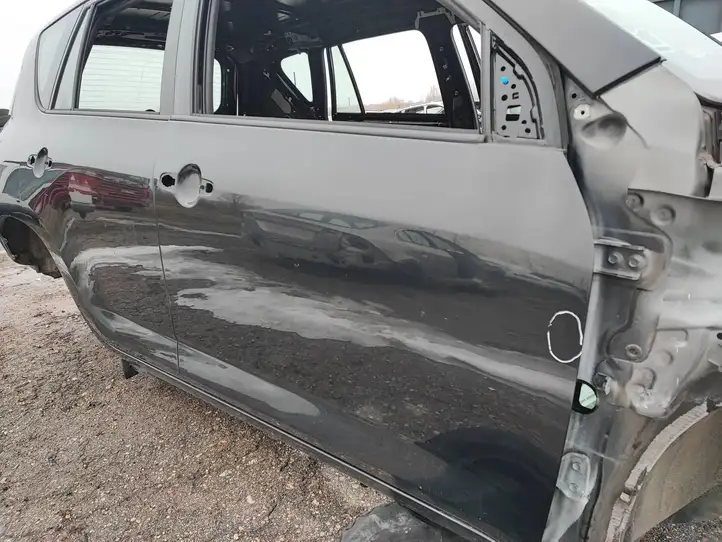 Toyota RAV 4 (XA30) (2006 - 2016) Дверь — фото 2