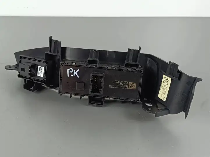 Jeep Grand Cherokee WL (2021 - ) 68381732AC Блок кнопок стеклоподъемников — фото 3