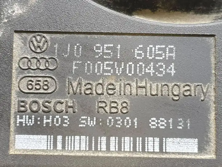 Skoda Roomster (5J) (2006 - 2010) 1J0951605A Сирена сигнализации — фото 5