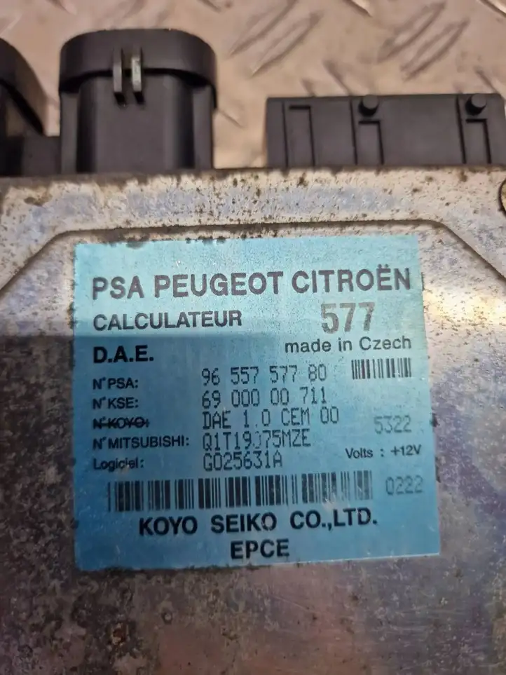 Citroen C3 (2002 - 2009) 9655757780 Блок управления усилителем руля — фото 3