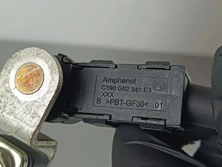 Jeep Grand Cherokee WL (2021 - ) P68380190AC Минусовой провод аккумулятора — фото 7
