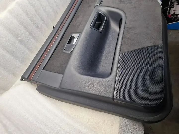 Audi A8 S8 D2 4D (1999 - 2002) Обшивка задней двери — фото 5
