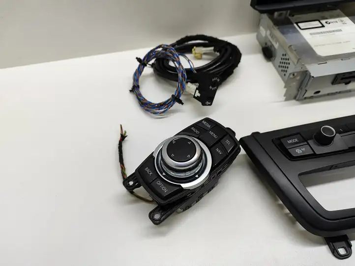 BMW 3 F30 F35 F31 (2012 - 2018) 9298938 Магнитола / мультимедийная система — фото 6