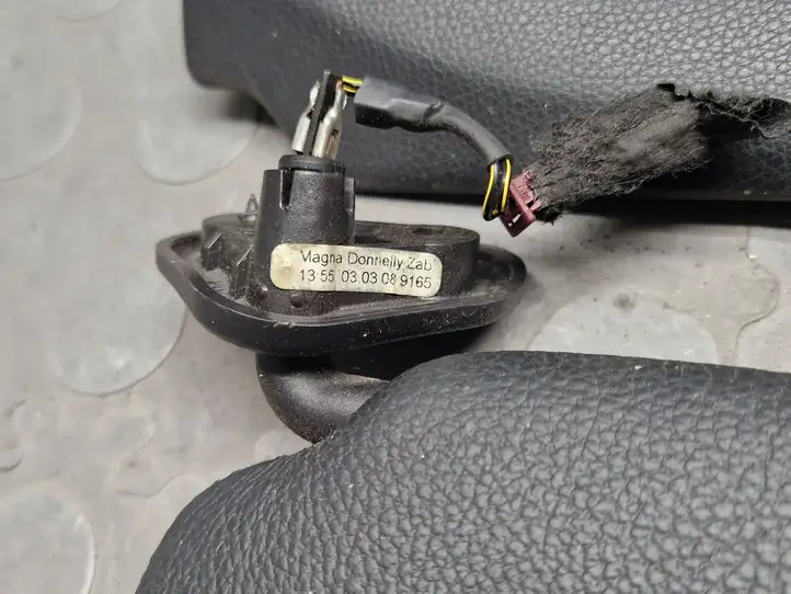 BMW 6 E63 E64 (2002 - 2010) 7009530 Детали складной крыши — фото 7