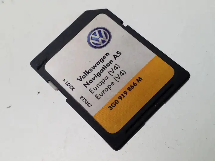 Volkswagen PASSAT B8 (2015 - ) 3G0919866M Навигационные карты CD/DVD — фото 3