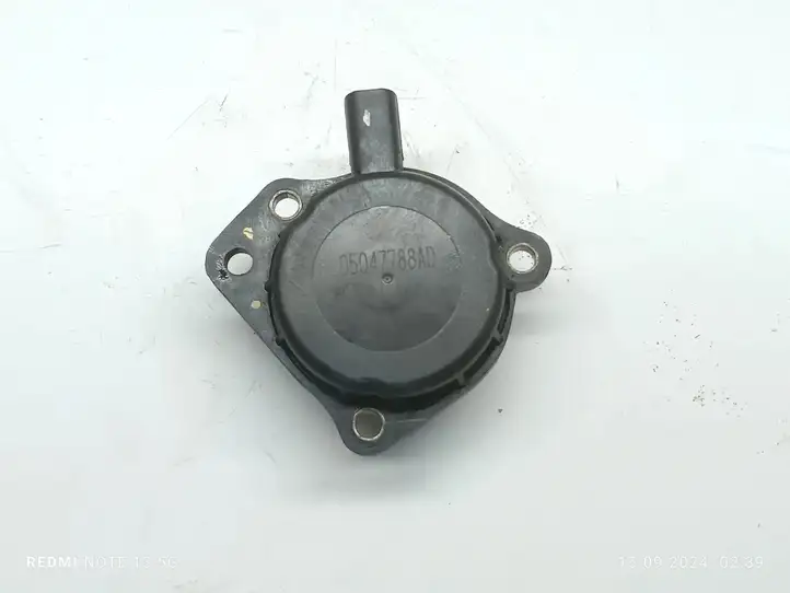 Jeep Grand Cherokee (2010 - 2021) 05047788AD Датчик положения коленвала — фото 1